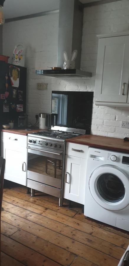 Homestay Poole Exteriér fotografie